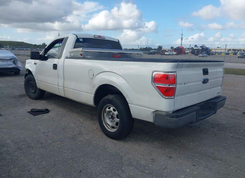 Photo 3 of 2013 Ford F-150 XL (VIN 1FTMF1CM5DKF69764)
