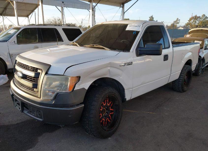 Photo 2 of 2013 Ford F-150 XL (VIN 1FTMF1CM5DKG34466)
