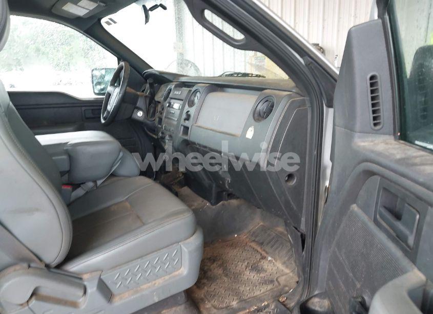 Photo 5 of 2014 Ford F-150 XL (VIN 1FTMF1CM5EKD55570)