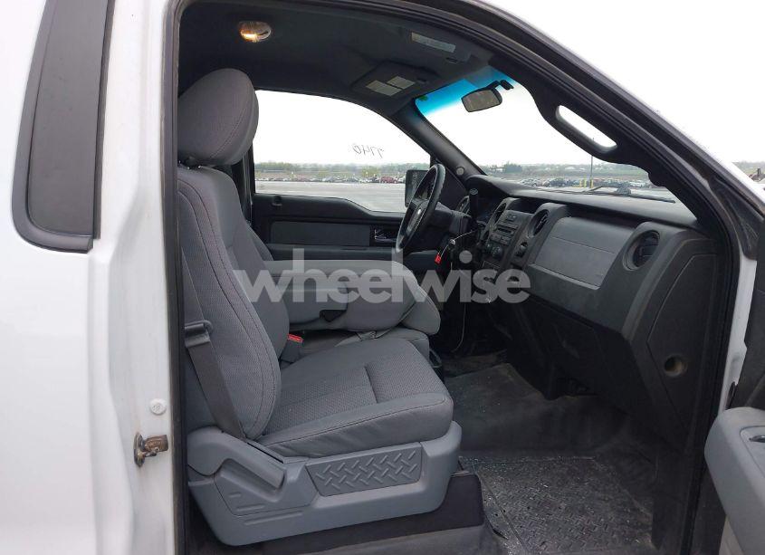 Photo 5 of 2014 Ford F-150 XL (VIN 1FTMF1CM5EKF25426)