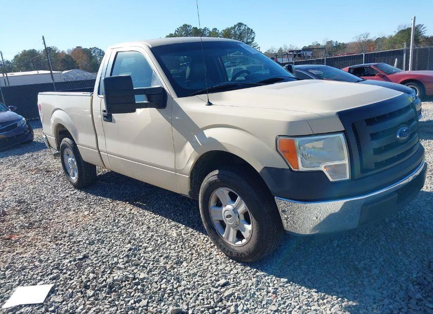 2011 Ford F-150 XL (VIN 1FTMF1CM6BFA10956) main photo