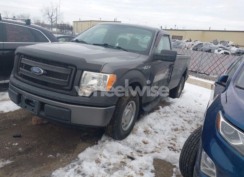 Photo 2 of 2013 Ford F-150 XL (VIN 1FTMF1CM6DKE13524)