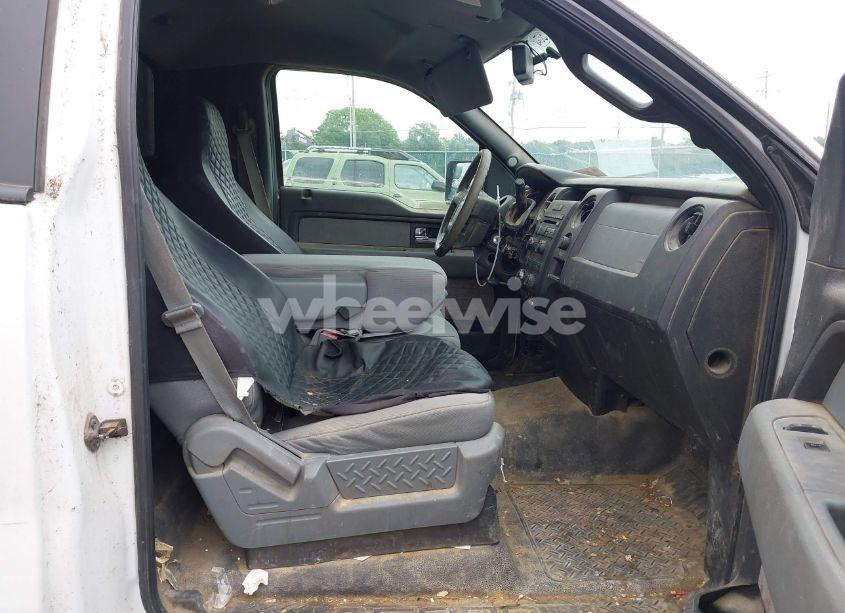 Photo 5 of 2013 Ford F-150 XL (VIN 1FTMF1CM6DKG27560)