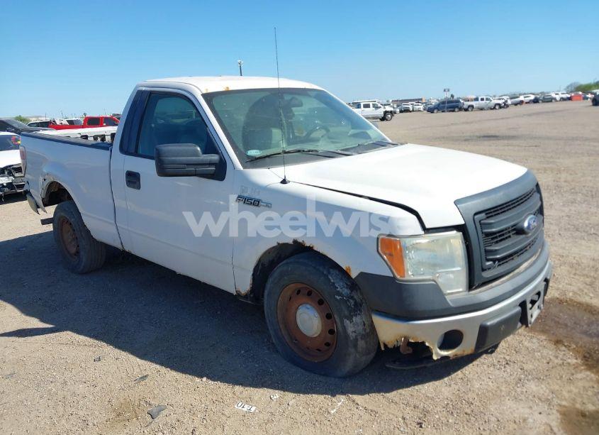 2014 Ford F-150 XL (VIN 1FTMF1CM6EKG10307) main photo