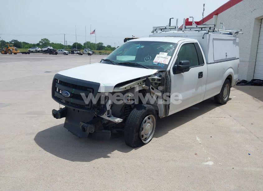 Photo 2 of 2014 Ford F-150 XL (VIN 1FTMF1CM7EKG22854)