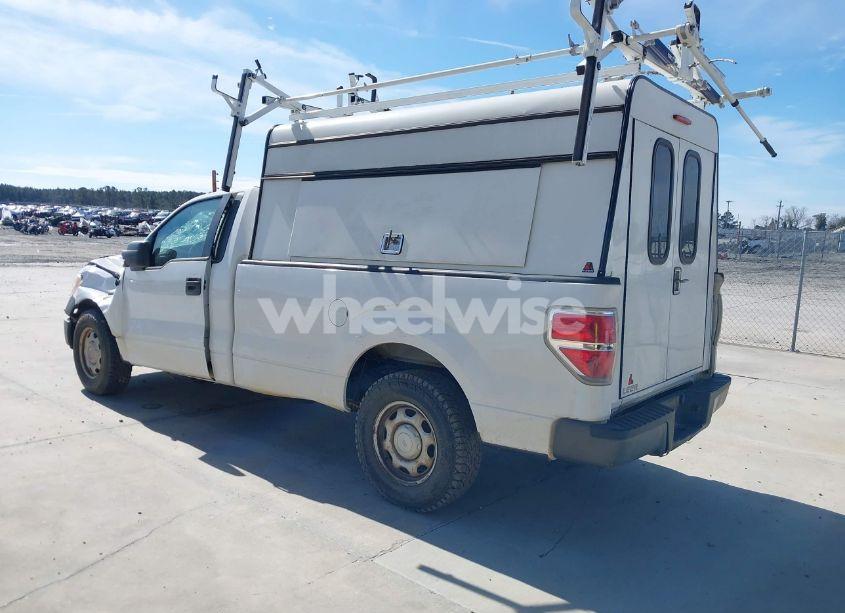 Photo 3 of 2014 Ford F-150 XL (VIN 1FTMF1CM8EKE34294)