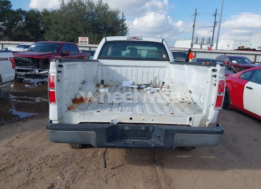 Photo 16 of 2014 Ford F-150 XL (VIN 1FTMF1CM8EKF18728)