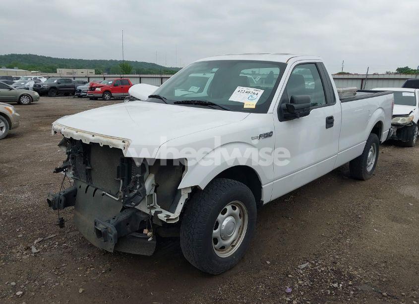 Photo 2 of 2014 Ford F-150 XL (VIN 1FTMF1CM9EKE34269)