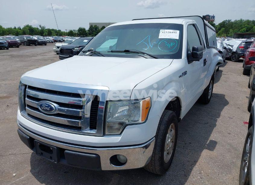 Photo 2 of 2011 Ford F-150 XLT (VIN 1FTMF1CMXBKD65619)