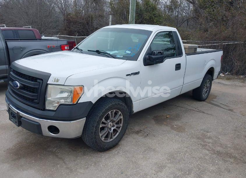 Photo 2 of 2014 Ford F-150 XL (VIN 1FTMF1CMXEKE52148)