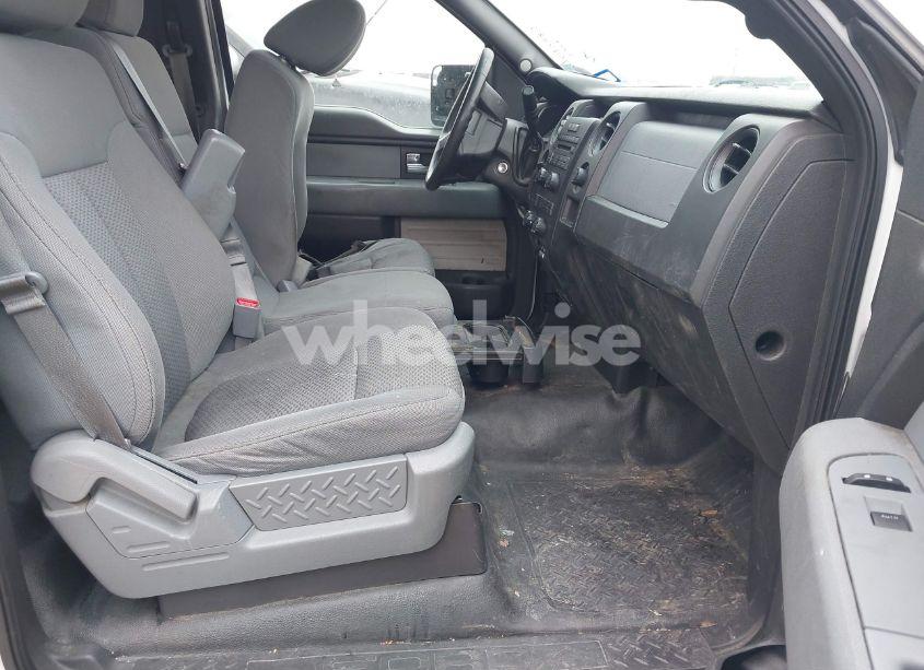 Photo 5 of 2014 Ford F-150 XL (VIN 1FTMF1CMXEKE52148)