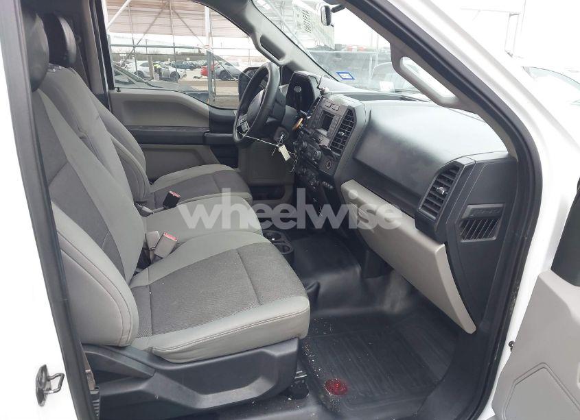 Photo 5 of 2016 Ford F-150 XL (VIN 1FTMF1CP0GKE01268)