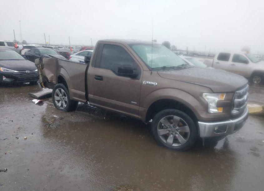 2017 Ford F-150 XL (VIN 1FTMF1CP3HKE05400) main photo