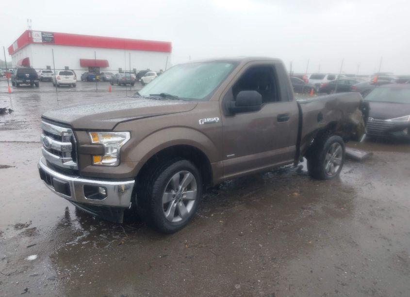 Photo 2 of 2017 Ford F-150 XL (VIN 1FTMF1CP3HKE05400)