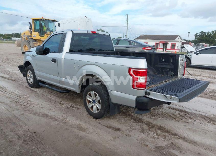 Photo 3 of 2018 Ford F-150 XL (VIN 1FTMF1CP3JKC67914)