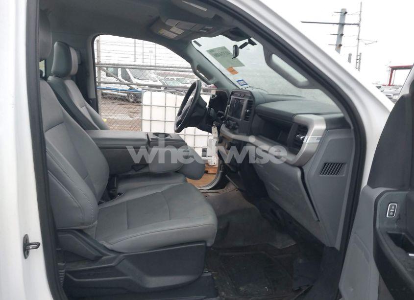 Photo 5 of 2023 Ford F-150 XL (VIN 1FTMF1CP7PKD46382)