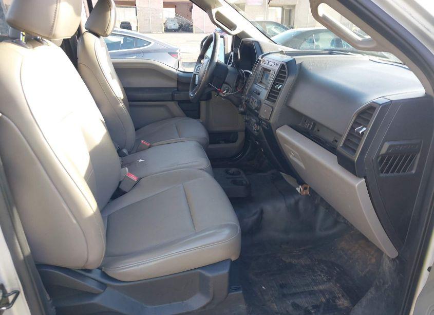 Photo 5 of 2019 Ford F-150 XL (VIN 1FTMF1CP9KKE22807)