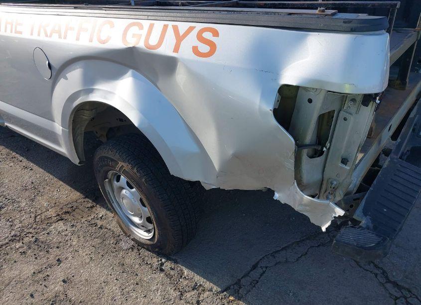 Photo 6 of 2019 Ford F-150 XL (VIN 1FTMF1CP9KKE22807)