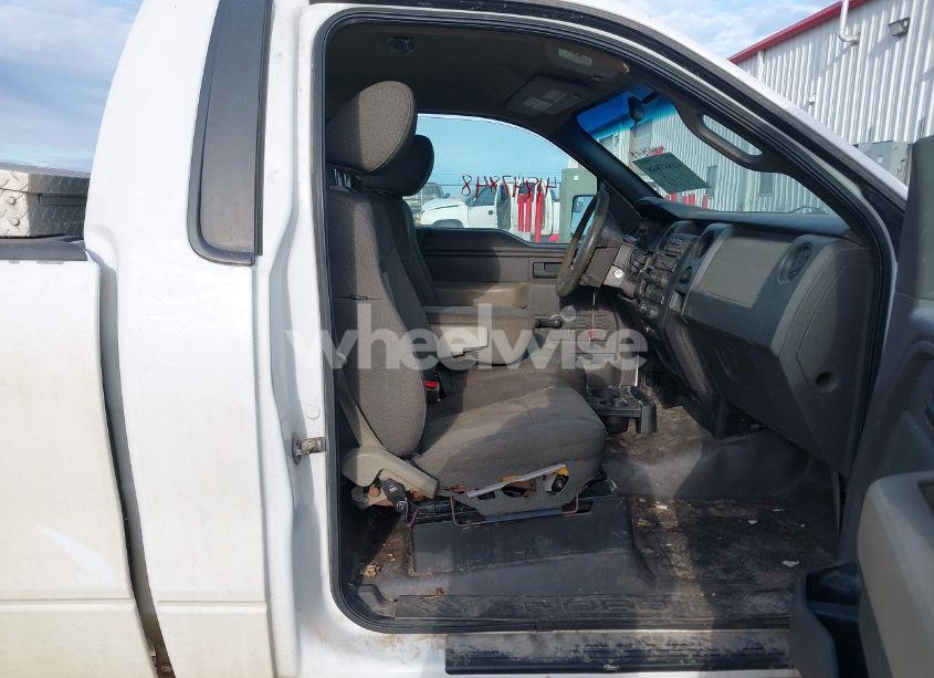 Photo 5 of 2010 Ford F-150 STX/XL/XLT (VIN 1FTMF1CW0AKA97258)