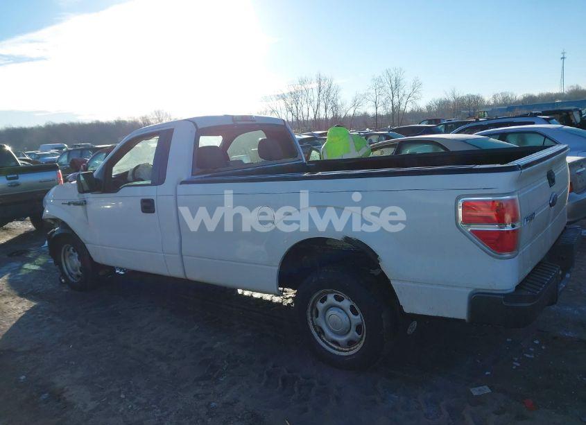 Photo 14 of 2010 Ford F-150 STX/XL/XLT (VIN 1FTMF1CW0AKA97325)