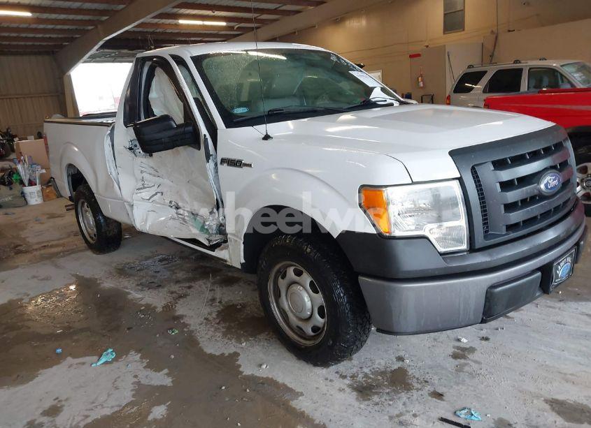 2010 Ford F-150 STX/XL/XLT (VIN 1FTMF1CW3AKB84426) main photo