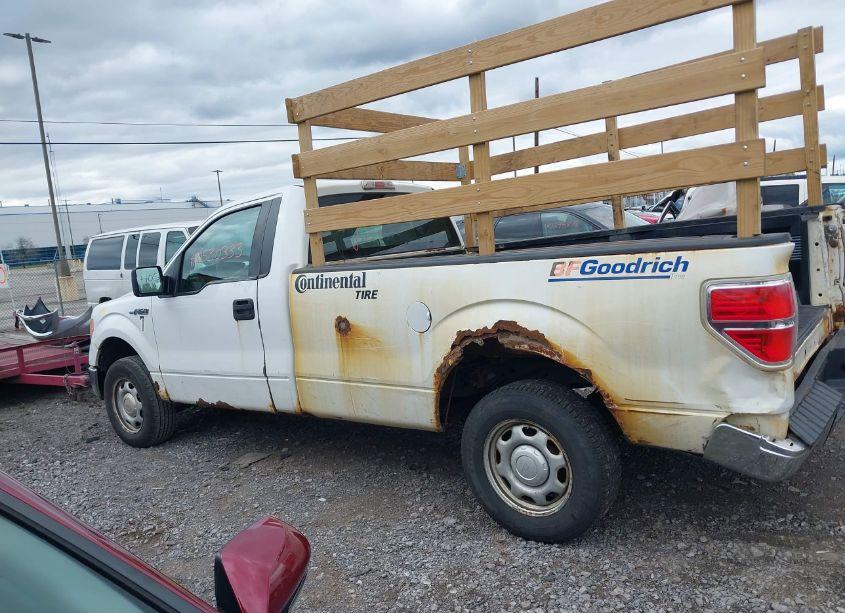 Photo 14 of 2010 Ford F-150 STX/XL/XLT (VIN 1FTMF1CW3AKC26321)