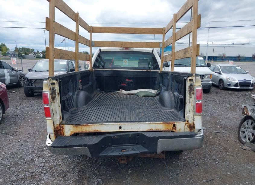 Photo 16 of 2010 Ford F-150 STX/XL/XLT (VIN 1FTMF1CW3AKC26321)