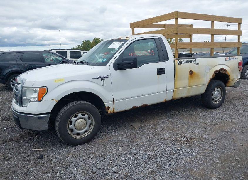 Photo 2 of 2010 Ford F-150 STX/XL/XLT (VIN 1FTMF1CW3AKC26321)