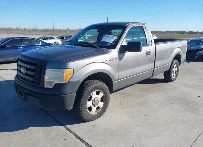 Photo 2 of 2010 Ford F-150 STX/XL/XLT (VIN 1FTMF1CW3AKE63908)