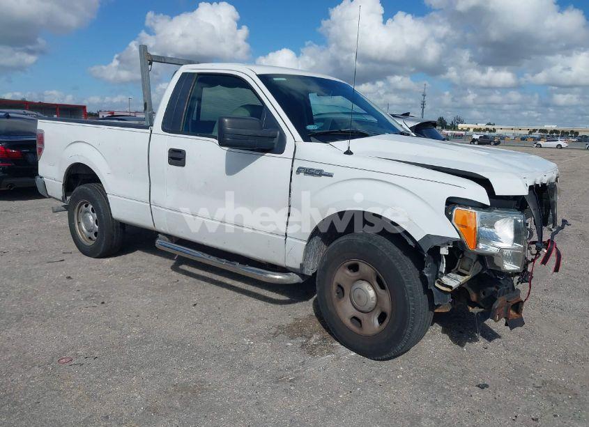 2010 Ford F-150 STX/XL/XLT (VIN 1FTMF1CW5AKB68440) main photo