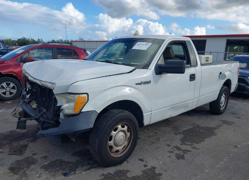 Photo 2 of 2010 Ford F-150 STX/XL/XLT (VIN 1FTMF1CW5AKE80175)