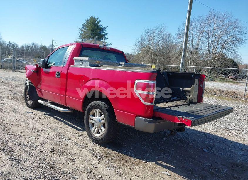 Photo 3 of 2010 Ford F-150 XL (VIN 1FTMF1CW7AFD01126)