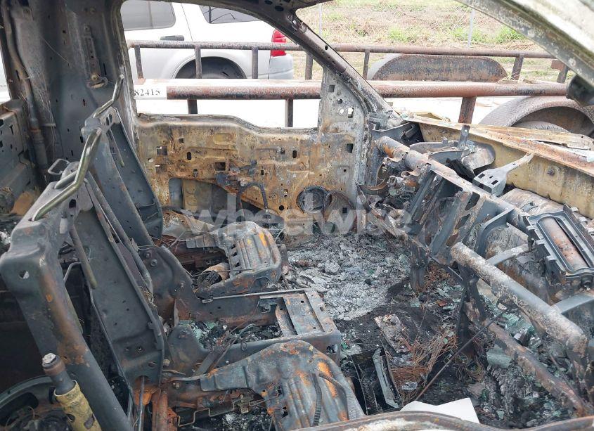 Photo 5 of 2010 Ford F-150 STX/XL/XLT (VIN 1FTMF1CW7AKE14680)