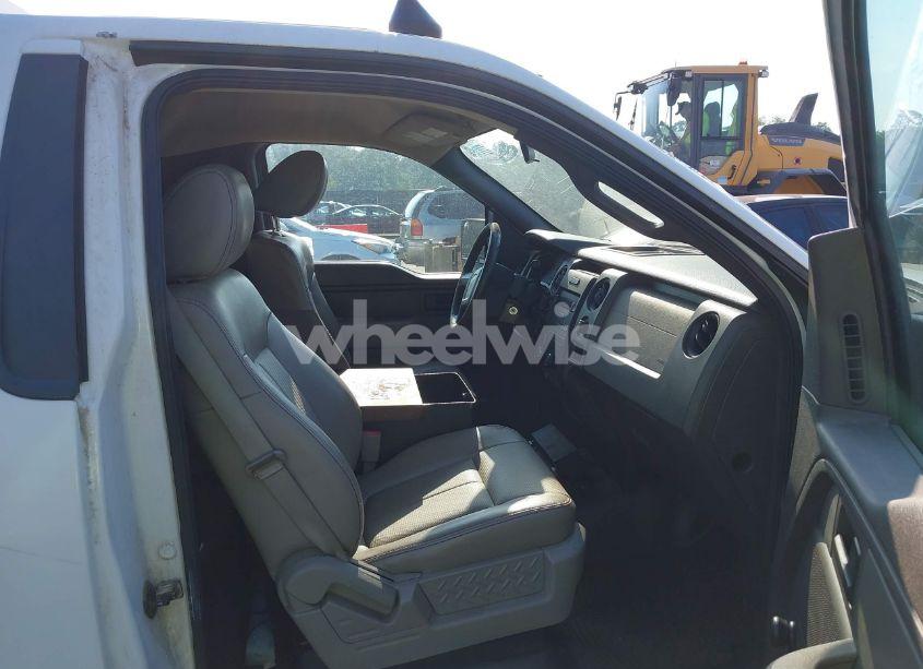 Photo 5 of 2010 Ford F-150 STX/XL/XLT (VIN 1FTMF1CWXAKA46673)