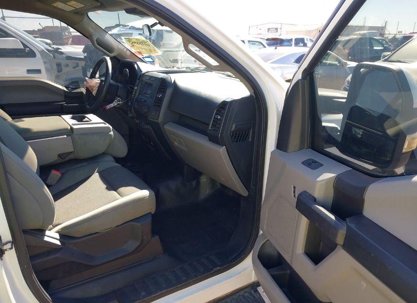 Photo 5 of 2019 Ford F-150 XL (VIN 1FTMF1E50KKC02581)