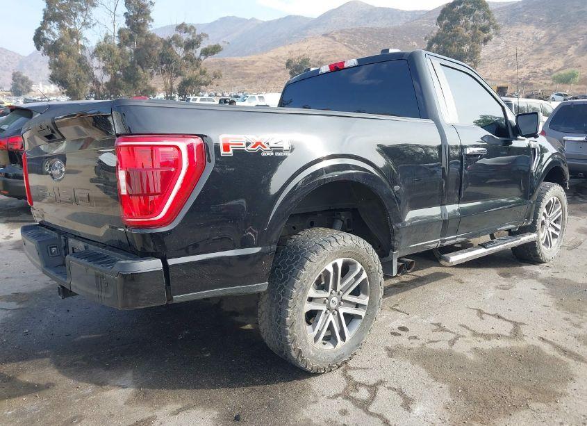 Photo 4 of 2022 Ford F-150 XLT (VIN 1FTMF1E5XNKD02496)
