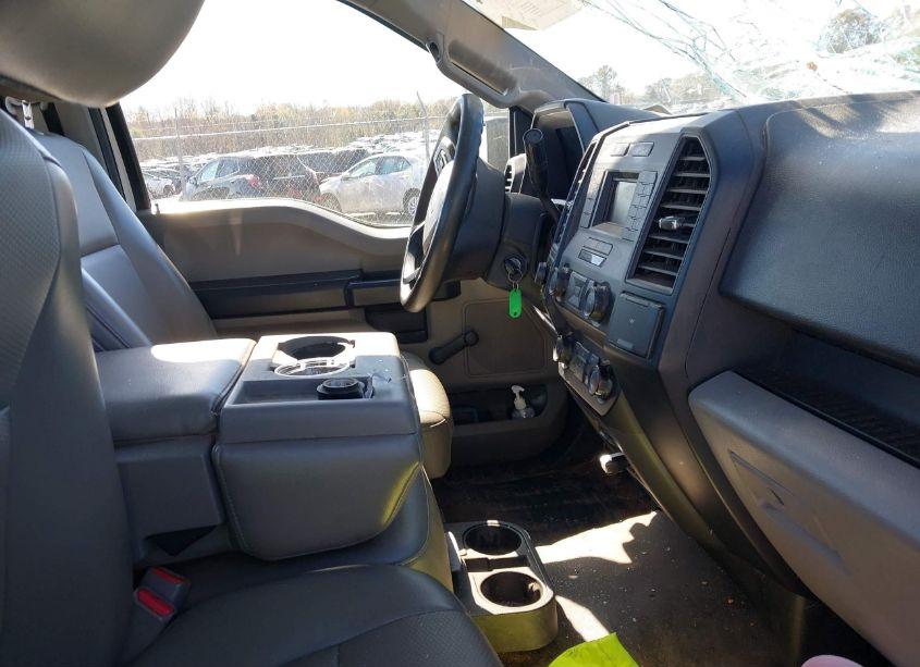 Photo 5 of 2016 Ford F-150 XL (VIN 1FTMF1E80GKE78440)