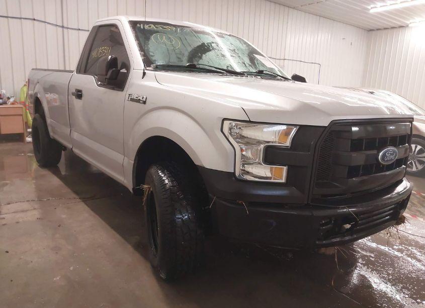 2016 Ford F-150 XL (VIN 1FTMF1E82GKE41034) main photo