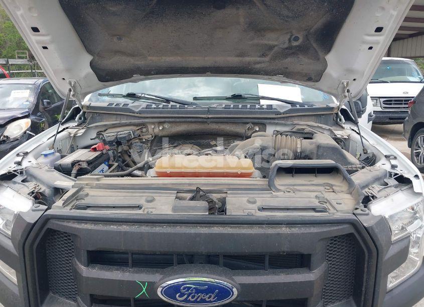 Photo 10 of 2015 Ford F-150 XL (VIN 1FTMF1E84FKD12758)