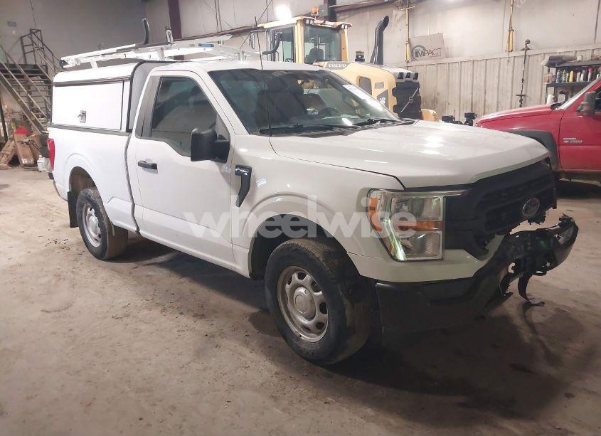 2021 Ford F-150 XL (VIN 1FTMF1EB1MKF01246) main photo