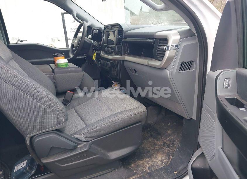 Photo 5 of 2021 Ford F-150 XL (VIN 1FTMF1EB1MKF01246)