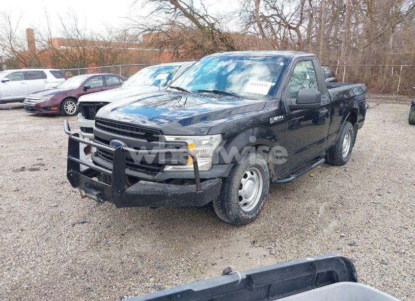 Photo 2 of 2019 Ford F-150 XL (VIN 1FTMF1EB6KKE16402)