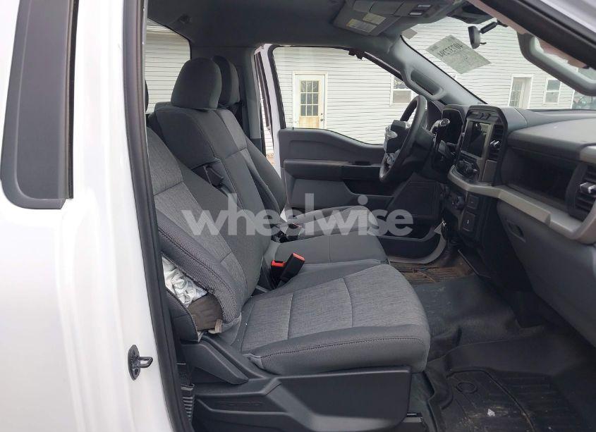 Photo 5 of 2023 Ford F-150 XL (VIN 1FTMF1EB8PKE09099)
