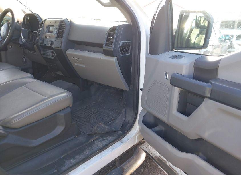 Photo 5 of 2018 Ford F-150 XL (VIN 1FTMF1EB9JKE26243)