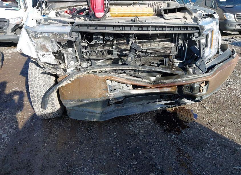 Photo 6 of 2018 Ford F-150 XL (VIN 1FTMF1EB9JKE26243)