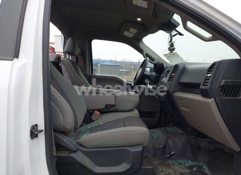 Photo 5 of 2019 Ford F-150 XL (VIN 1FTMF1EBXKKE23997)