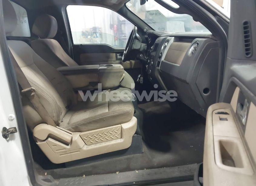 Photo 5 of 2013 Ford F-150 XLT (VIN 1FTMF1EF0DKE09645)