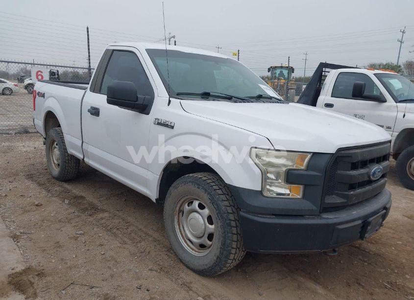 2017 Ford F-150 XL (VIN 1FTMF1EF0HKC48123) main photo