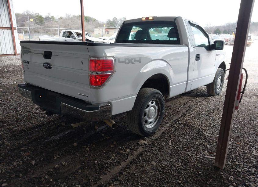 Photo 4 of 2014 Ford F-150 XL (VIN 1FTMF1EF2EKG07743)
