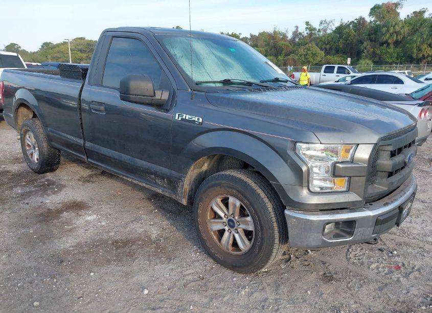 2016 Ford F-150 XL (VIN 1FTMF1EF2GKE28671) main photo